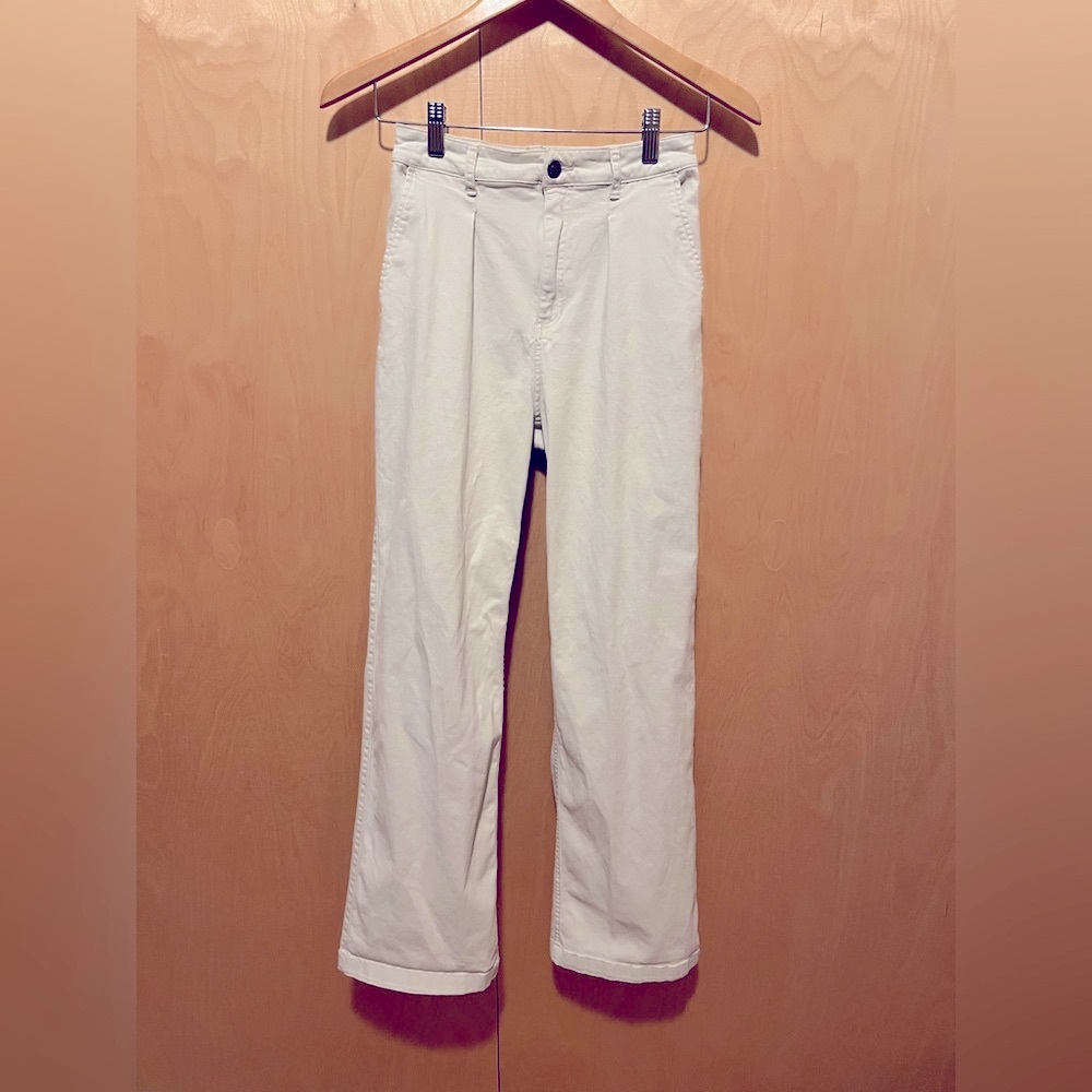 Hollister light tan XS high rise pants